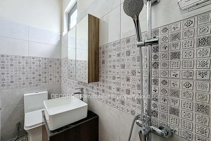 Apartment located on the 2nd floor at 5 minutes walk from the beach