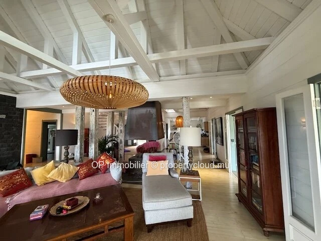 Spacious 3-Bedroom House for Sale in Mont Piton with Private Pool on 1,560m² Land