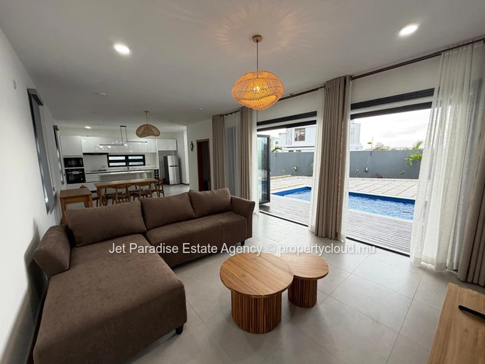 Belle villa moderne entièrement meublée dans une residence
