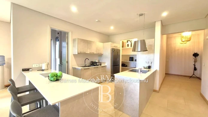BELLE VUE - luxury Garden Apartment - 4 bedrooms ensuite