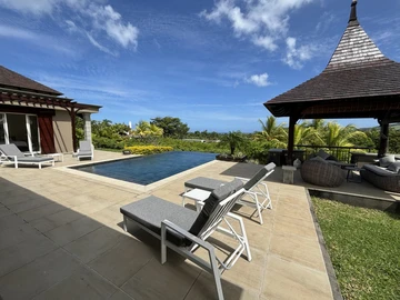 4 Bedroom Villa