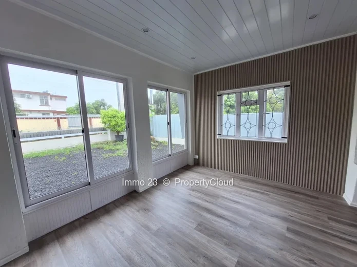 Maison / Villa - 4 chambres - Phoenix - Ref. MA91861VE