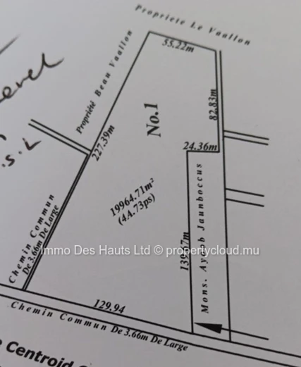 Agricultural land for Sale in Riche en Eau for ecological investment 