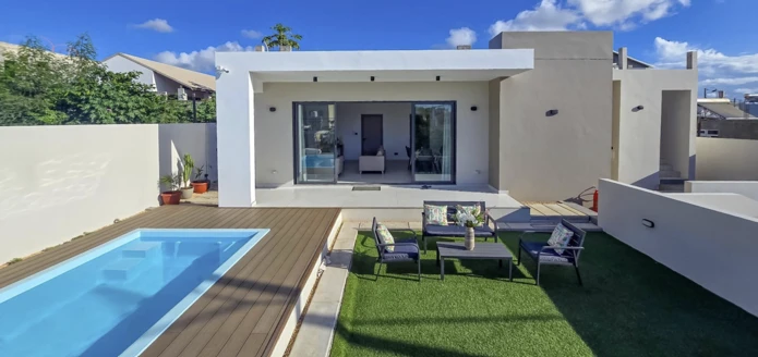 Fully Furnished 3-Bed Villa with a Private Pool | Near the Beach | Cap Malheureux