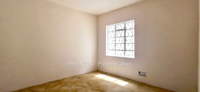 Maison / Villa - 4 chambres - Port Louis - Ref. MA98600VE