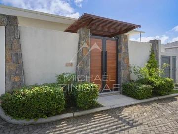 4 Bedroom Villa