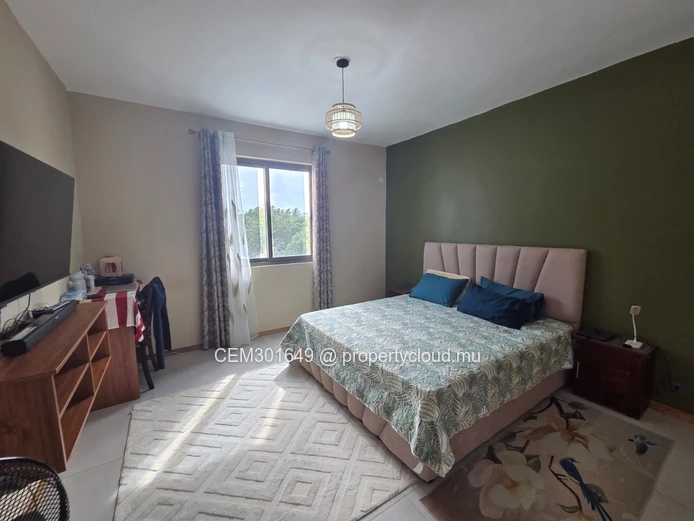 Villa élégante et moderne de 4 chambres à vendre à Grand Gaube