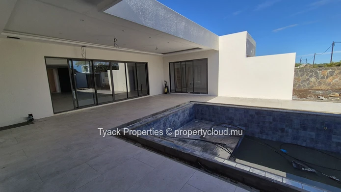 Villa Moderne 3 Chambres à Vendre Proche de La Croisette