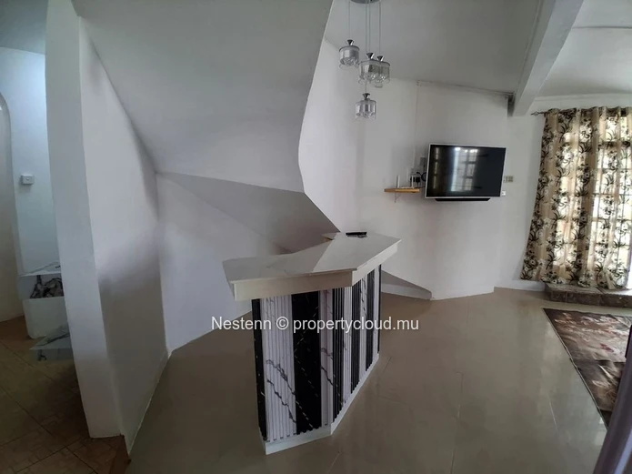 Péreybère – Ground Floor Apartment With Pool In A Sought-After Neighborhood