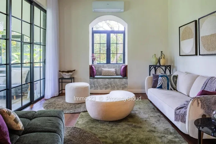 House / Villa - 6 bedrooms - Moka - Ref. MA96560LO