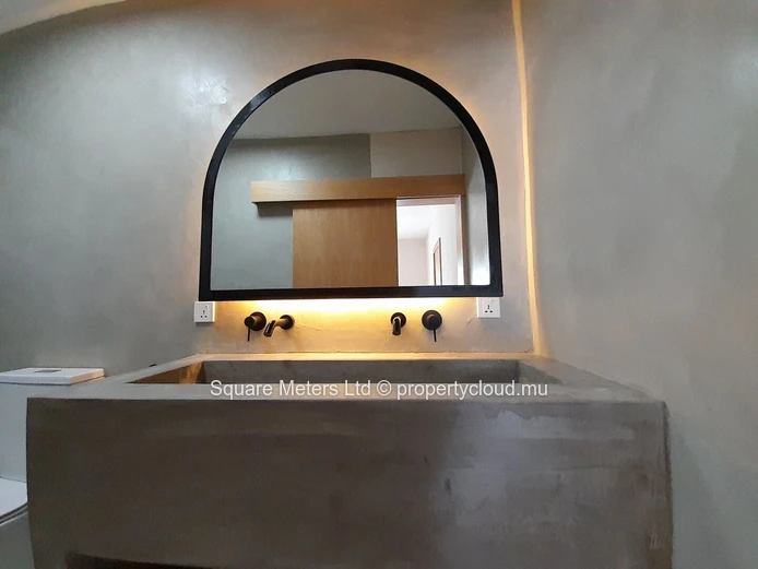 Beautifully Renovated 4-Bedroom Coastal Villa with Private Pool & Rooftop – Walking Distance to Trou aux Biches Beach (Sole Mandate)