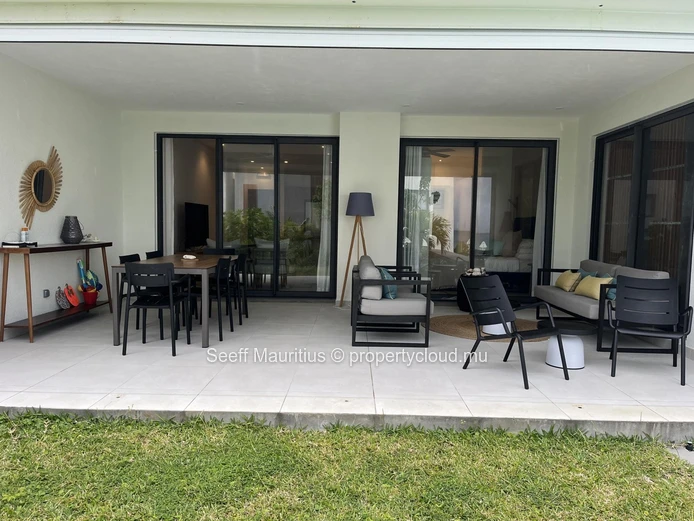 Appartement 3 chambres en bord de mer : Accès direct, sécurité 24h