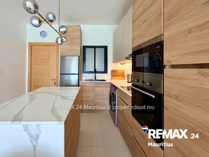 Elegant 3-Bedroom Furnished Apartment in Telfair