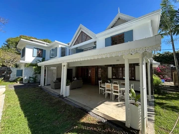 4 Bedroom Villa