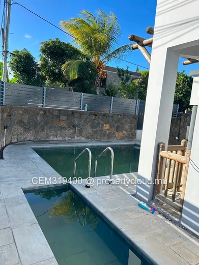 Immaculate 4-Bedroom Villa With a Swimming Pool for Rent in Cap Malheureux
