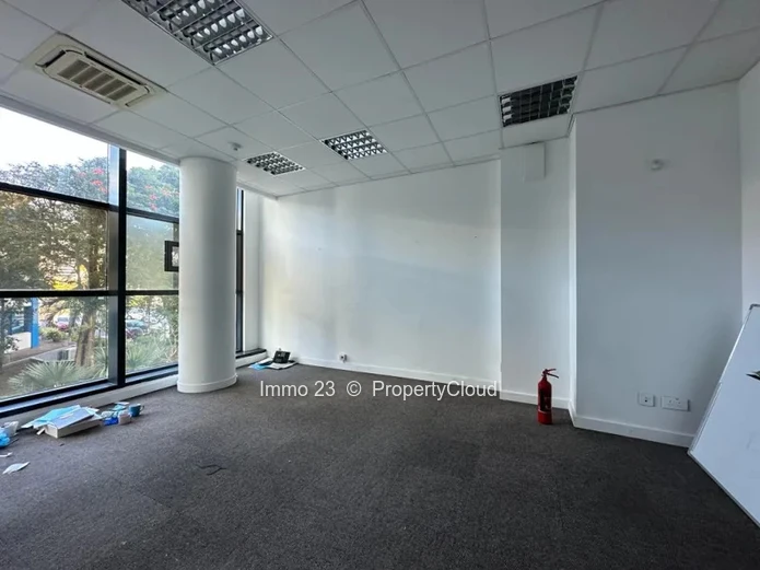 Bureau - 583m2 - Eb00e8ne - Ref. BU98174LO