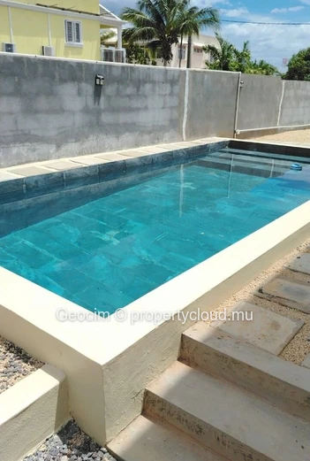 Albion Morc Berjeeraz fully furnished 4 bedroom's house. Plot of land448 sqm. Swimmingpool. Available now (Sole Mandate)