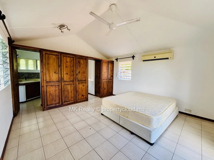 House For Sale In Tamarin