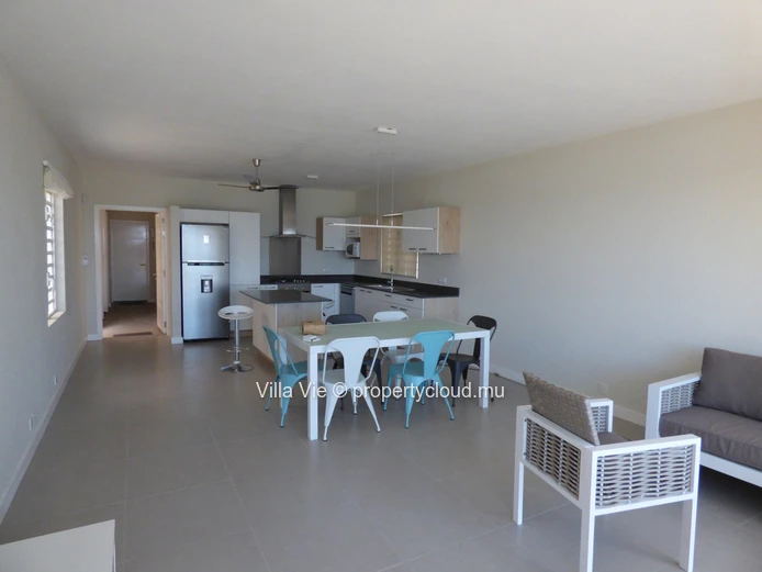 Pointe aux Canonniers - Contemporary 2-bedroom beachfront apartment