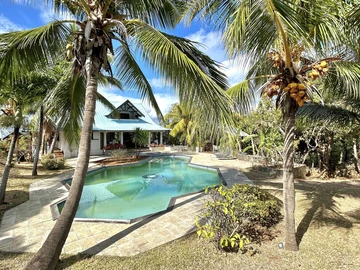 5 Bedroom House