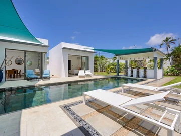 4 Bedroom Villa
