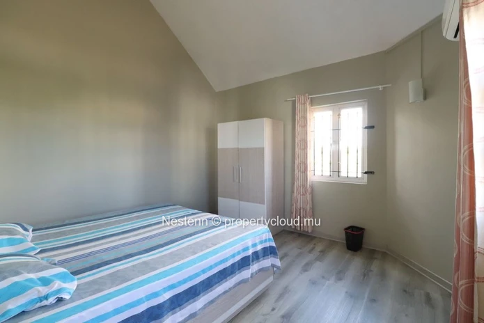 Charming 3-bedroom house with private pool 