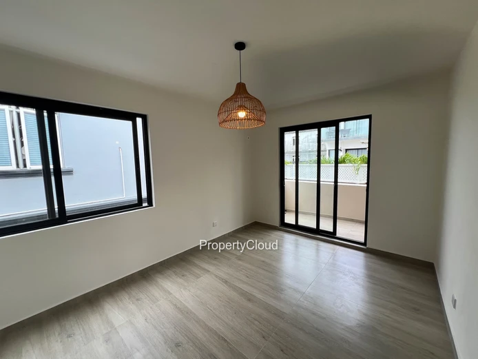 À Vendre - Villa Neuve De 3 Chambres -  Pereybere