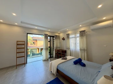 4 Bedroom Villa