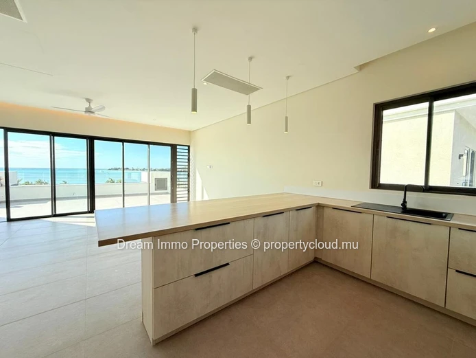 Magnifique Penthouse Vue Mer & Montagne Avec Acces A La Plage – Ile Maurice
