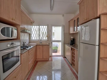 4 Bedroom Apartment