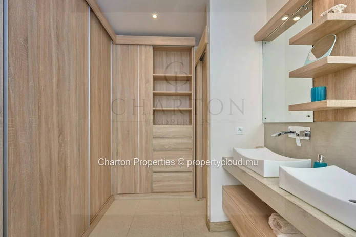 Luxury 3-bedroom villa with a private pool just minutes from Grand Baie