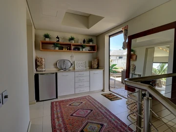 4 Bedroom Apartment