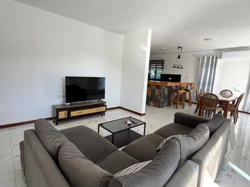 4 Bedroom Villa