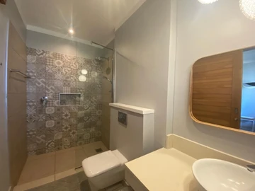 4 Bedroom Townhouse, Duplex