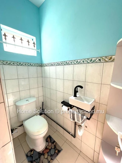 Superbe appartement 2 chambres au 1?r étage avec jardin