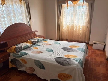 6 Bedroom House
