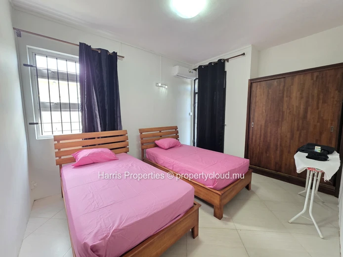 Beautiful 2-bedroom house for rent in Mont Choisy