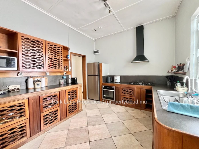 Grande propriété composée de deux résidences à vendre à Grand Gaube