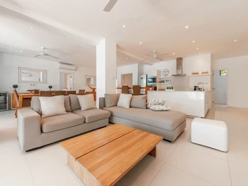 4 Bedroom Apartment