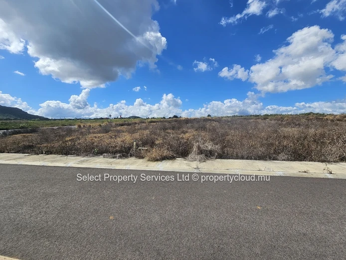 Terrain à vendre, Morcellement Pierrefonds, Palma, à Rs 4.4M