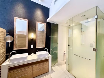 3 Bedroom Townhouse, Duplex