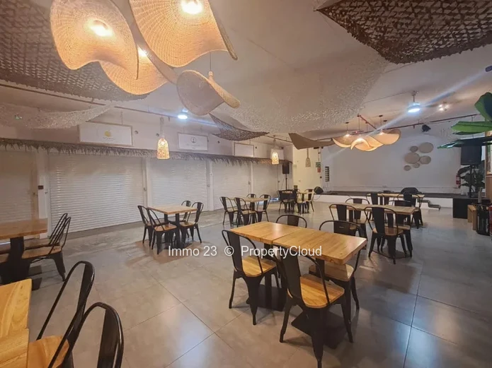 Commercial Space - 15m2 - Curepipe - Ref. EM95232LO