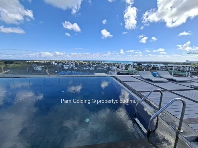 Appartement de deux chambres, idéalement situé au cœur de Grand Baie, à La Croisette.