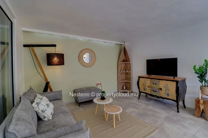 Charming villa in a secure residence in Pointe aux Piments
