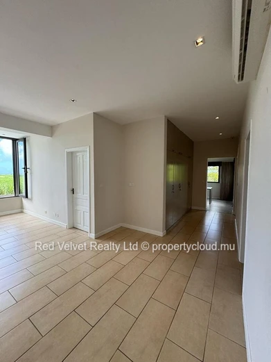 Luxury 5-Bedroom Villa for Rent in Gated Community, North Mauritius