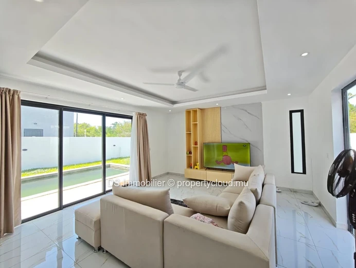 Villa For Rent – Calodyne-North
