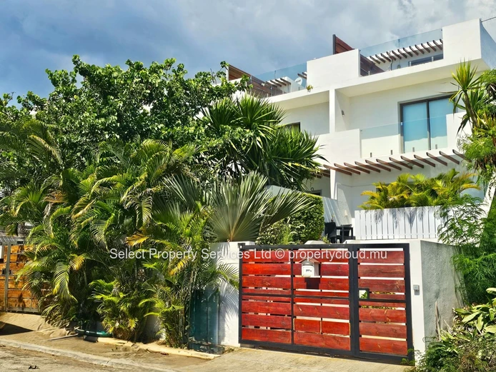 Duplex à vendre à Flic en Flac - Rs