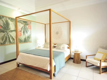 4 Bedroom Villa