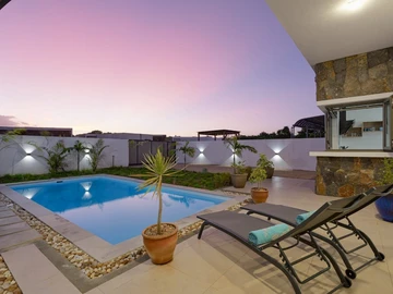 4 Bedroom Villa