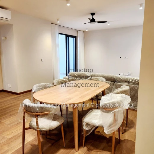 À LOUER Appartement 3 Chambres Tout Neuf et Entièrement Meublé Bagatelle Les Résidences – Morcellement Sécurisé